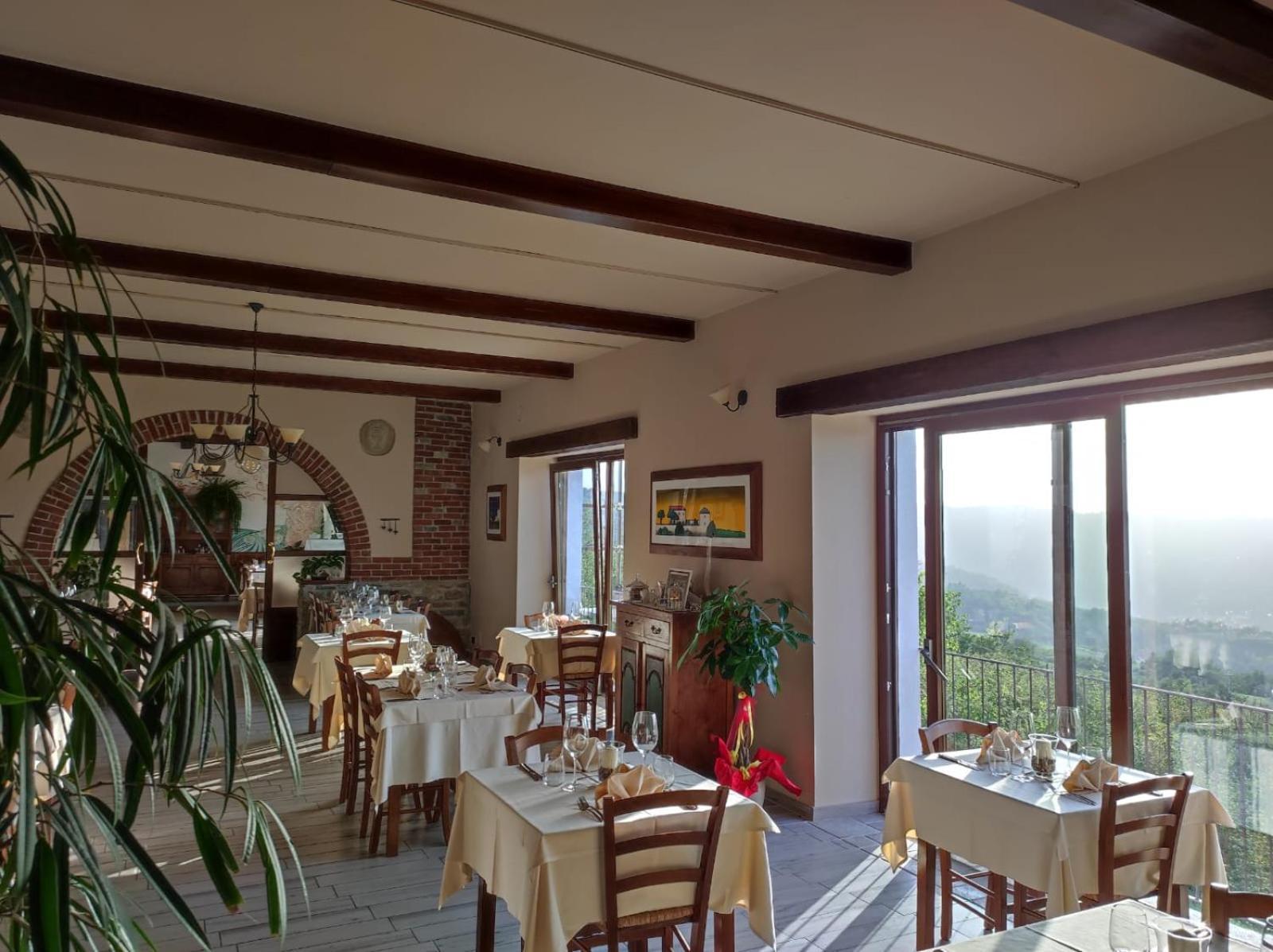Ristorante Albergo 'L Bunet Cortemilia Zewnętrze zdjęcie