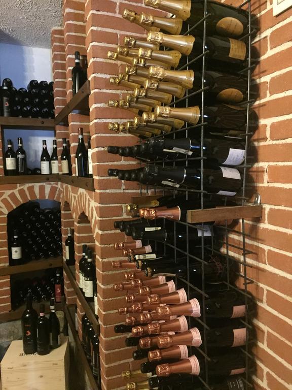 Ristorante Albergo 'L Bunet Cortemilia Zewnętrze zdjęcie
