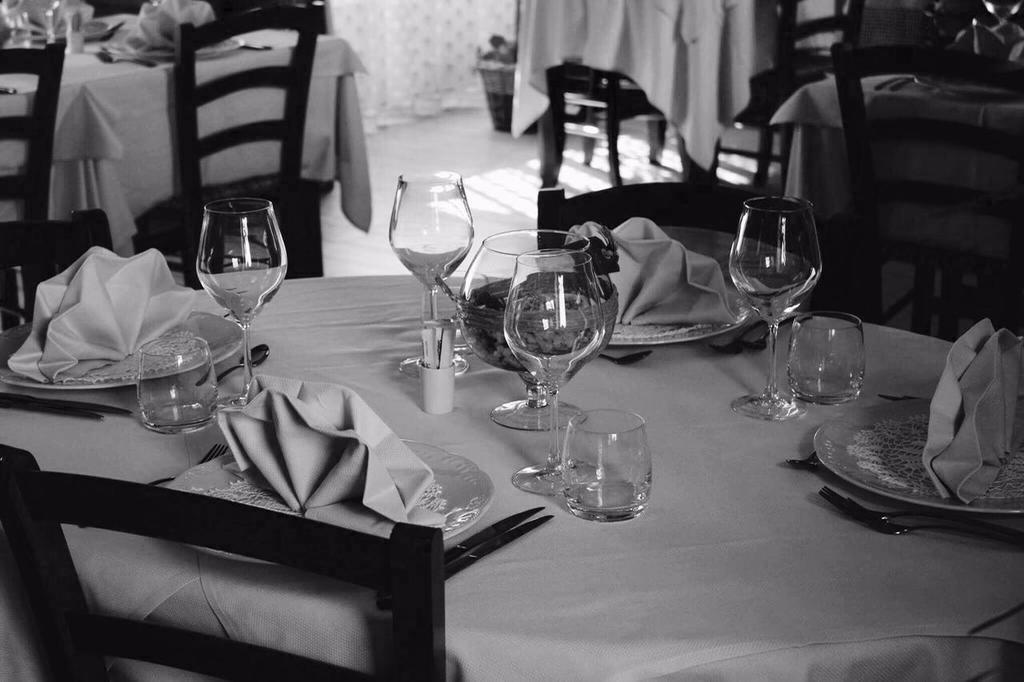 Ristorante Albergo 'L Bunet Cortemilia Zewnętrze zdjęcie